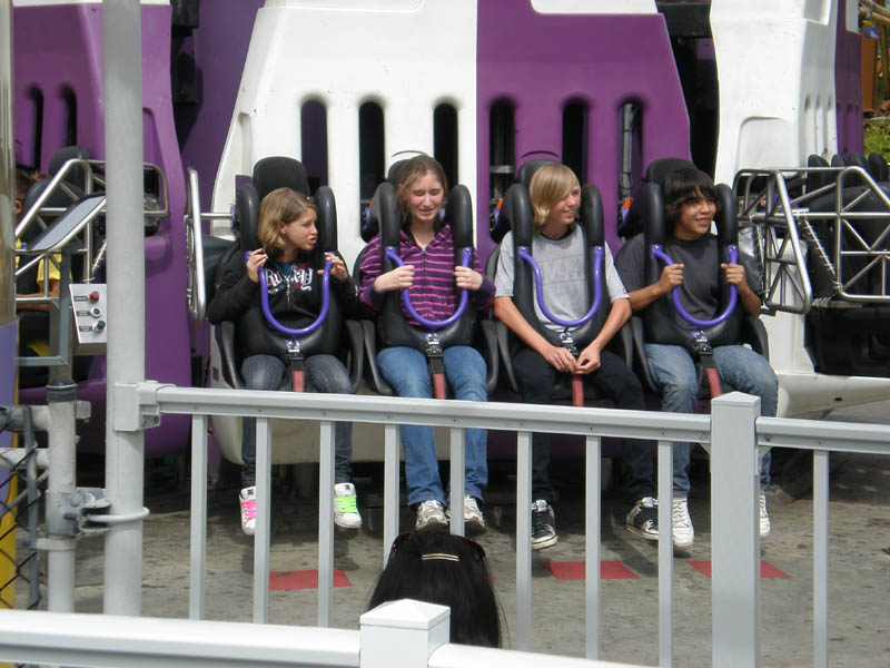 59Nicole_Baylea_Drop_Tower