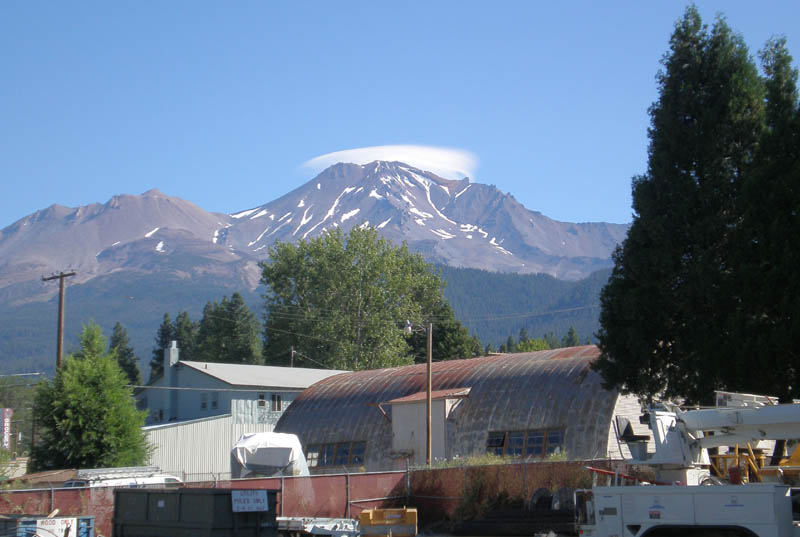 03Shasta_lenticular