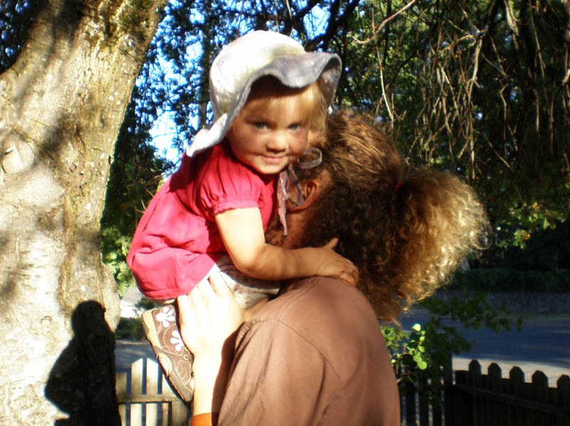 43Kayla_going_in_tree