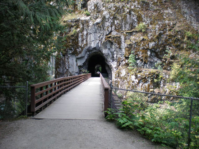 24_KVR_Trestle_now_walkway
