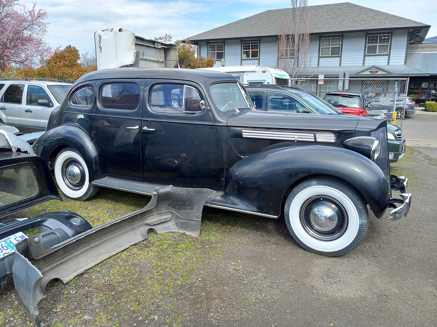 39 Packard 09