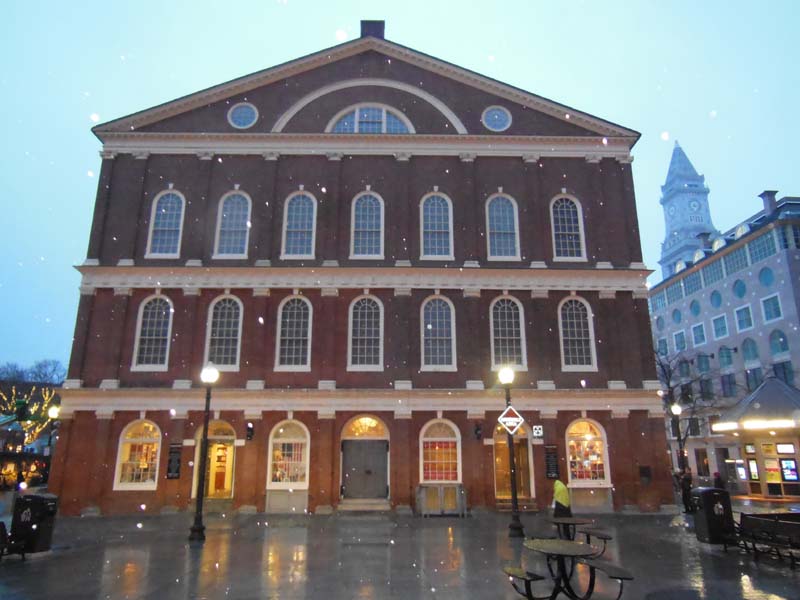 10_Faneuil_Hall