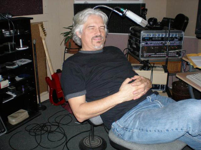 87_Jerry_in_studio