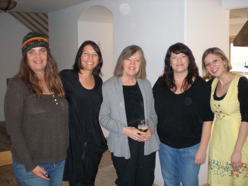 06Peche_Helen_Annie_Heather_Maeve