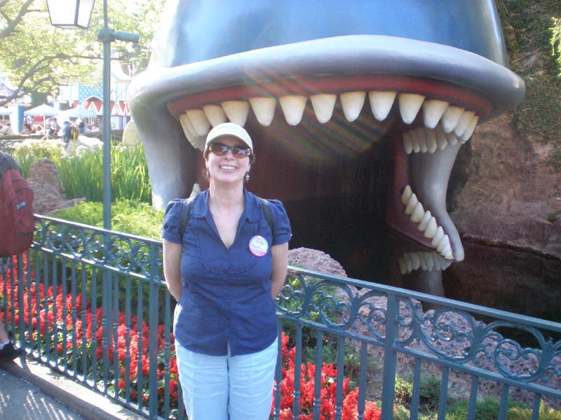 01Sue_whale