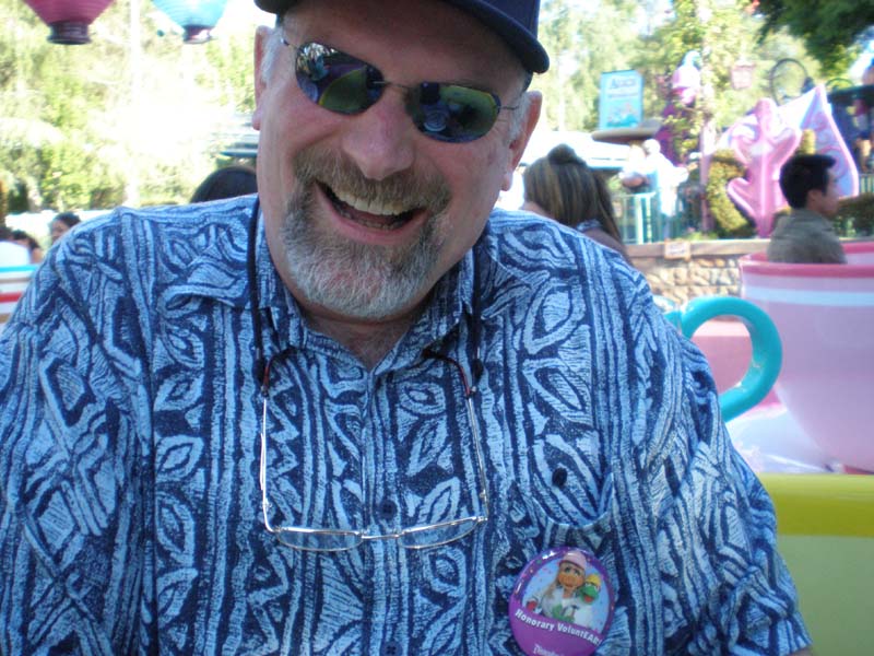 08Jim_teacups