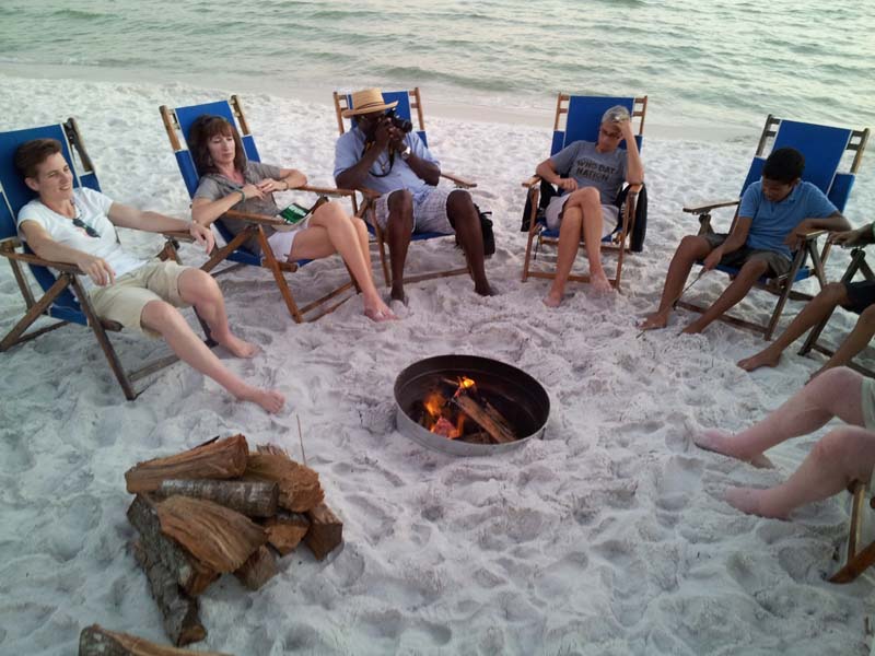 025beach_bonfire
