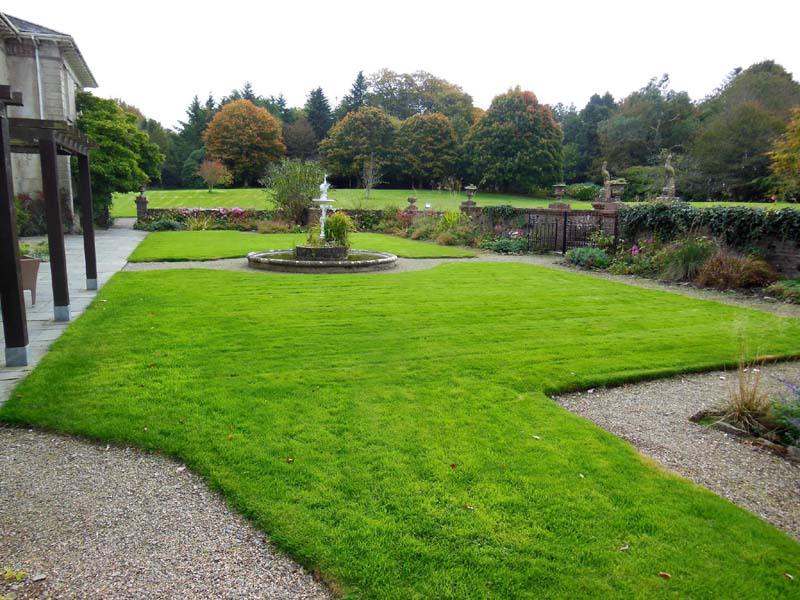 068Grounds_around_Dunbrody_Country_House