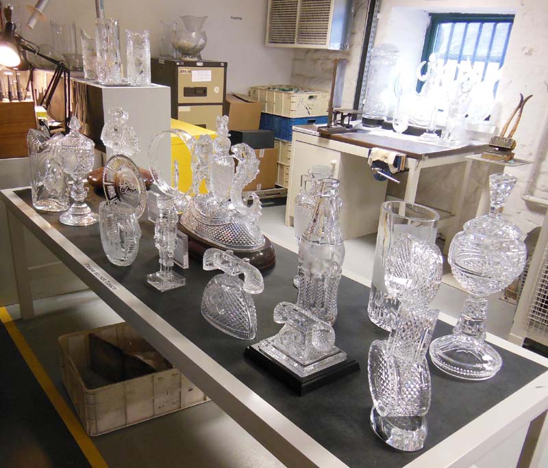 104Samples_on_display_inside_the_Waterford_Crystal_factory