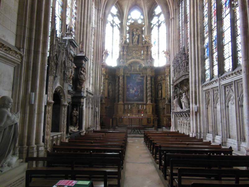 27Inside_Rouen_Cathedral_Sept13