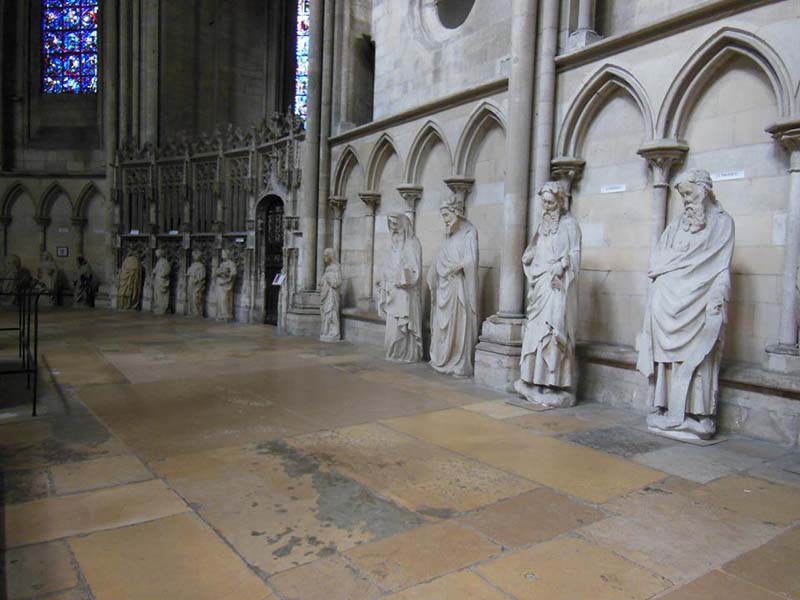 28Inside_Rouen_Cathedral_Sept13