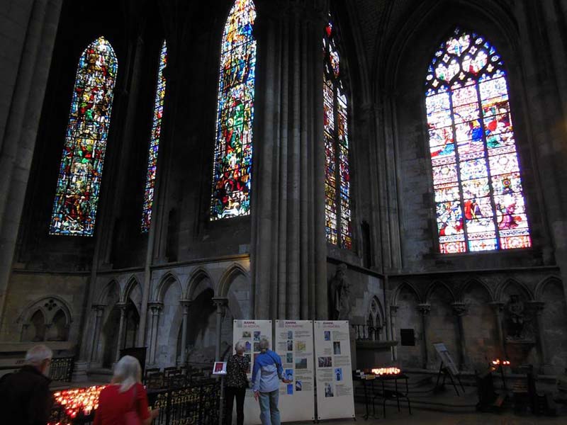 29Inside_Rouen_Cathedral_Sept13
