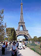 08Sue_in_front_of_Eiffel_Tower_Sept17