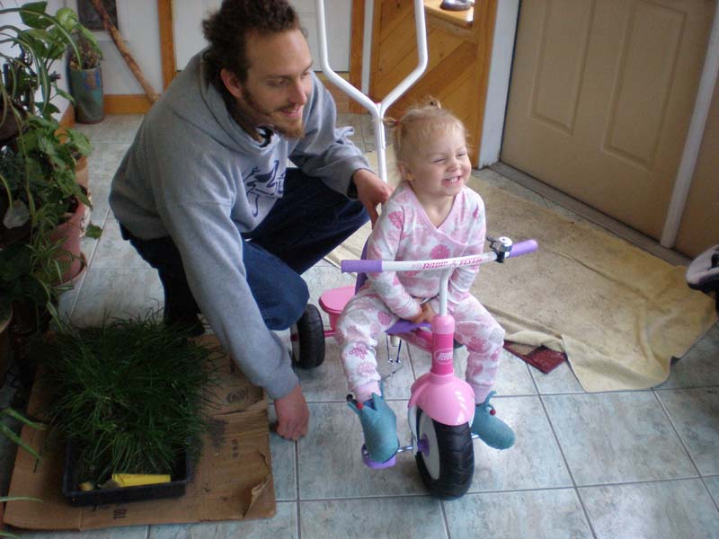 36Tyler_Kayla_new_tricycle