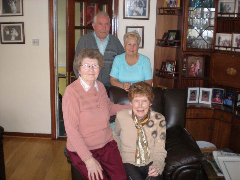 02Larry_Joan_Theresa_Rose