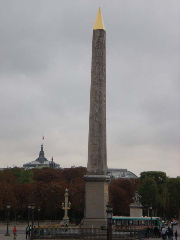 12Luxor_Obelisk