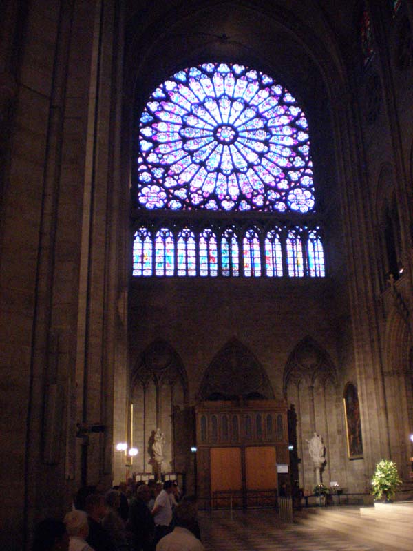 02stained_glass_windows_inside_Notre_Dame