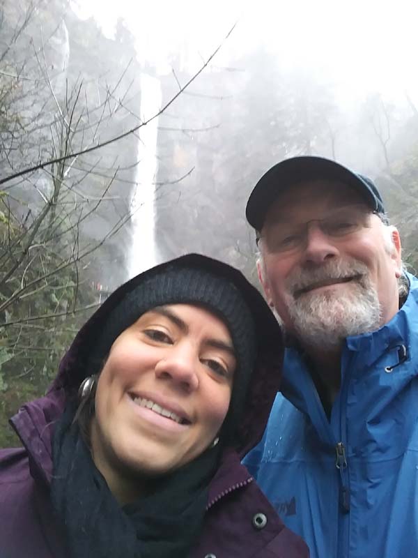 18Ruth_Jim_at_Multnomah_Falls