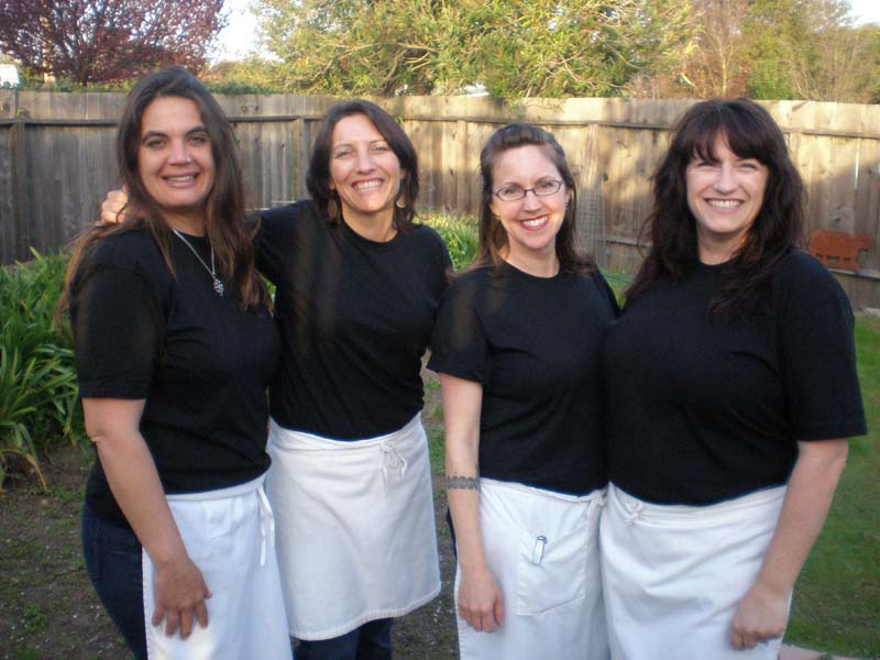 15Peche_Helen_Gina_Heather