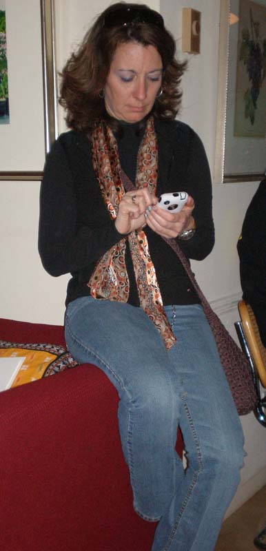 48Terrie_with_iPhone