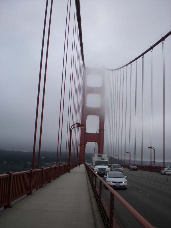 027bridge_tower_in_fog